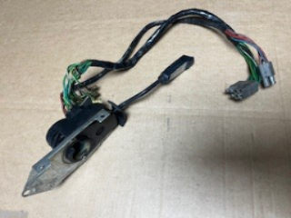 C38904 Early RHD Direction indicator switch