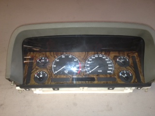 DBC5395 Instrument panel
