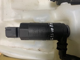 C2S4086 Headlamp washer pump
