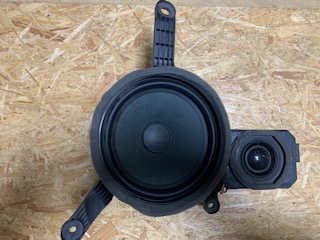 T2R21050 RH Speaker