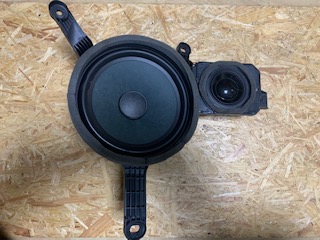 T2R21049 Linker Speaker