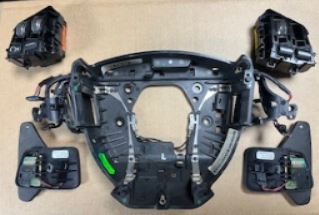 Steering wheel switches