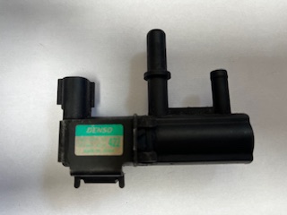 Vacuum valve