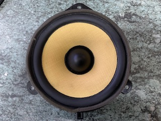 C2P24545 B&W door speaker