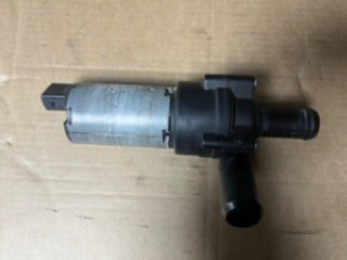 C2C6883 Heater pump